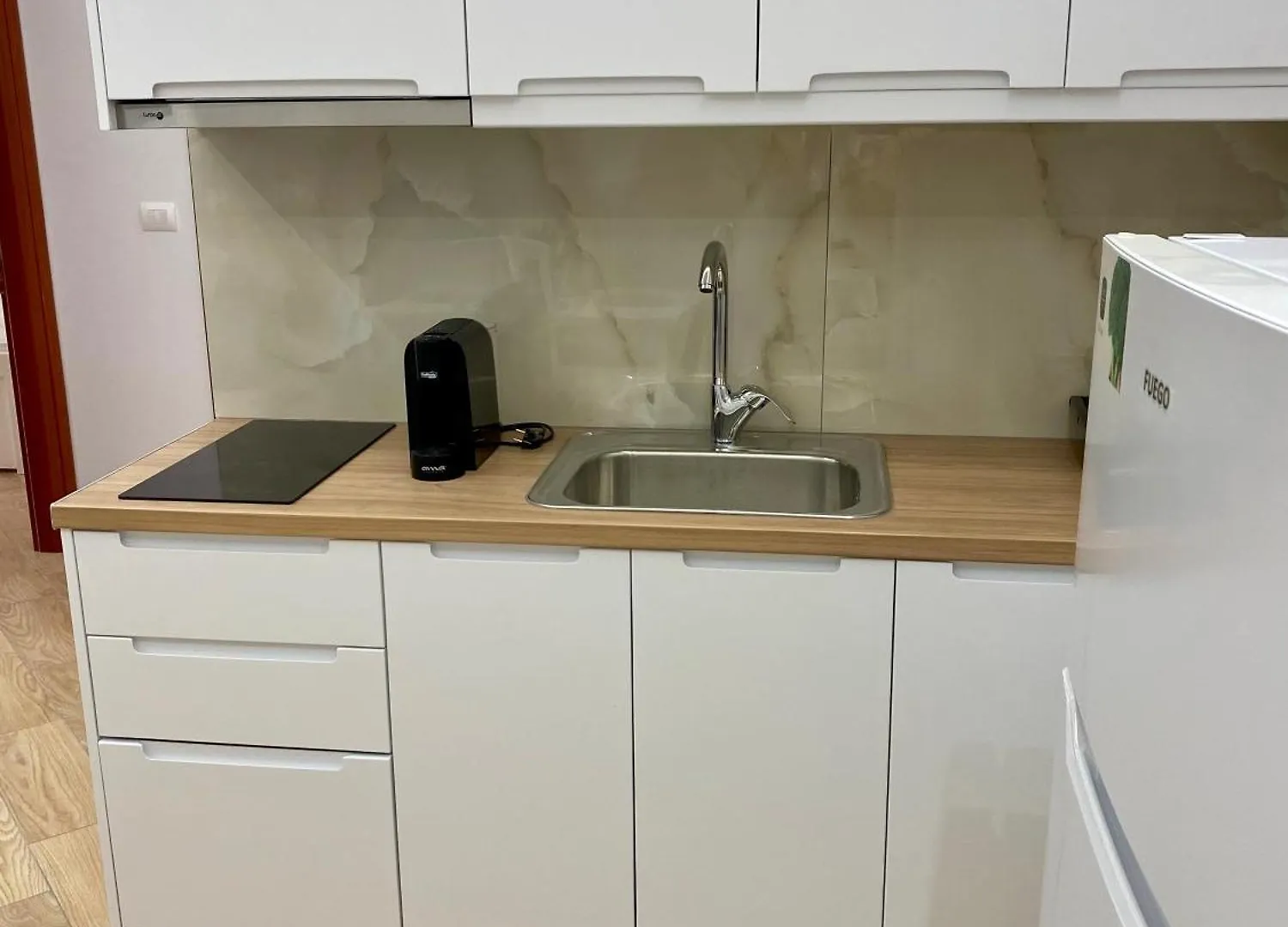 סרנדה Brunas Apartments אלבניה