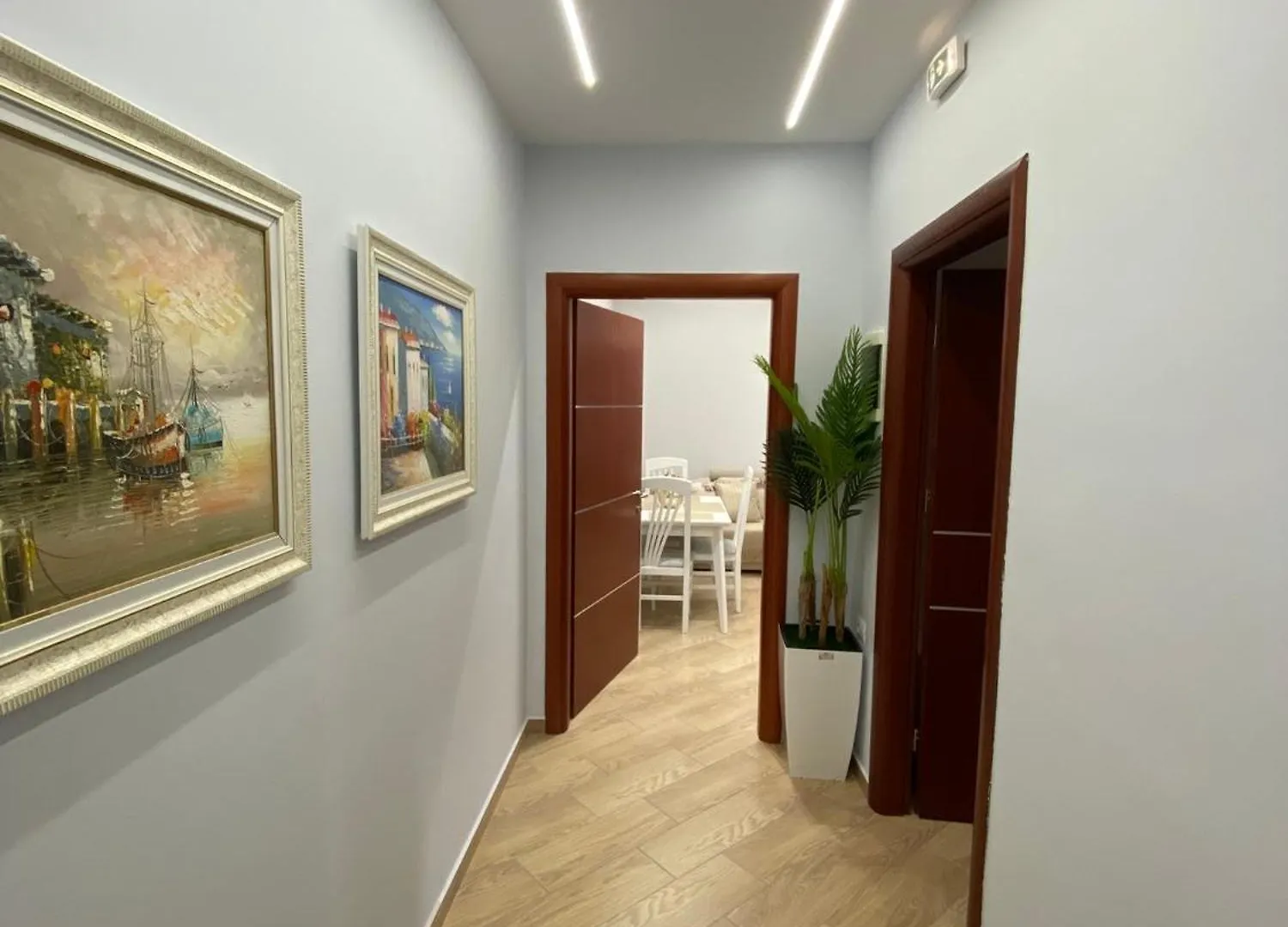 סרנדה Brunas Apartments אלבניה