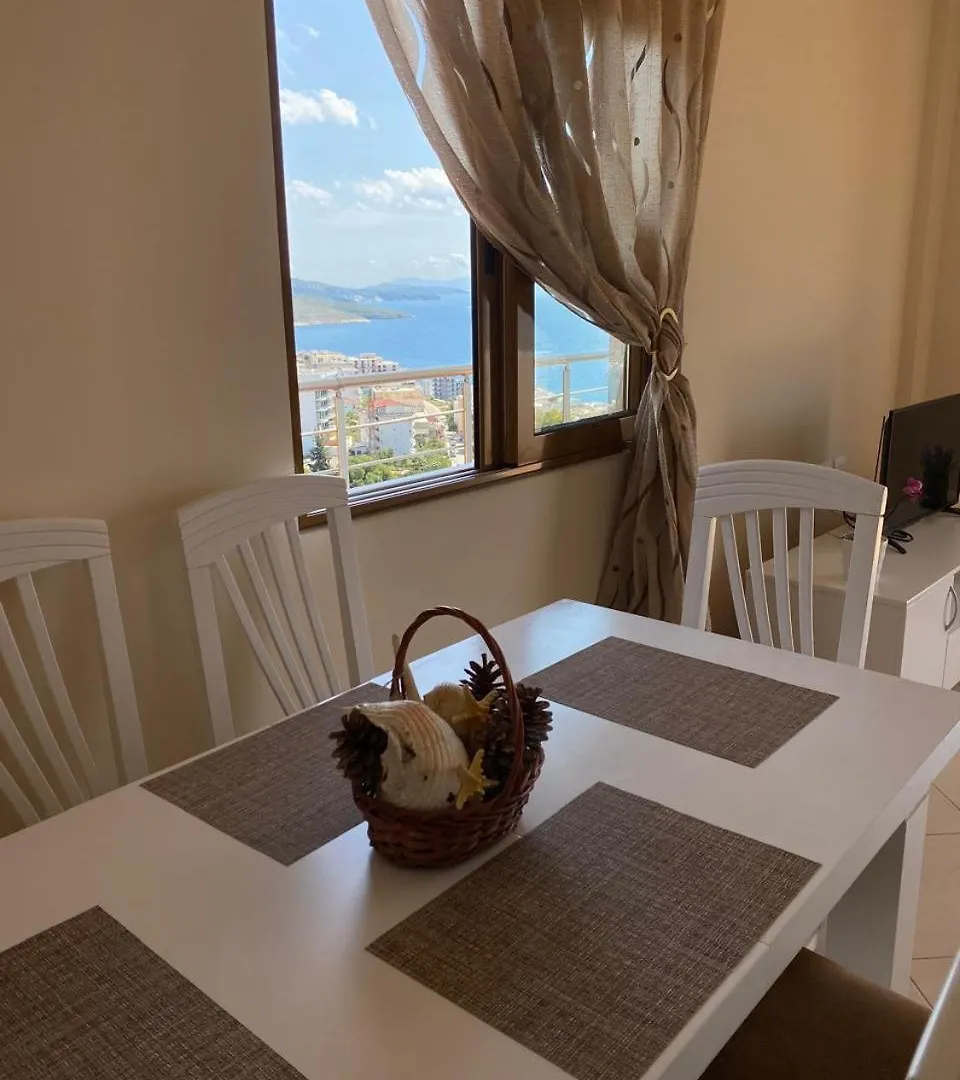 סרנדה Brunas Apartments